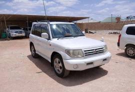 Mitsubishi Pajero iO