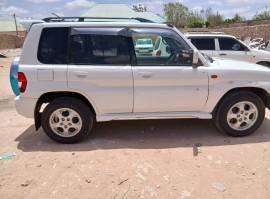 Mitsubishi Pajero iO